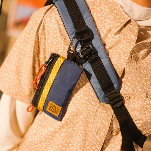 MOUNTAIN ACCESSORY BAG