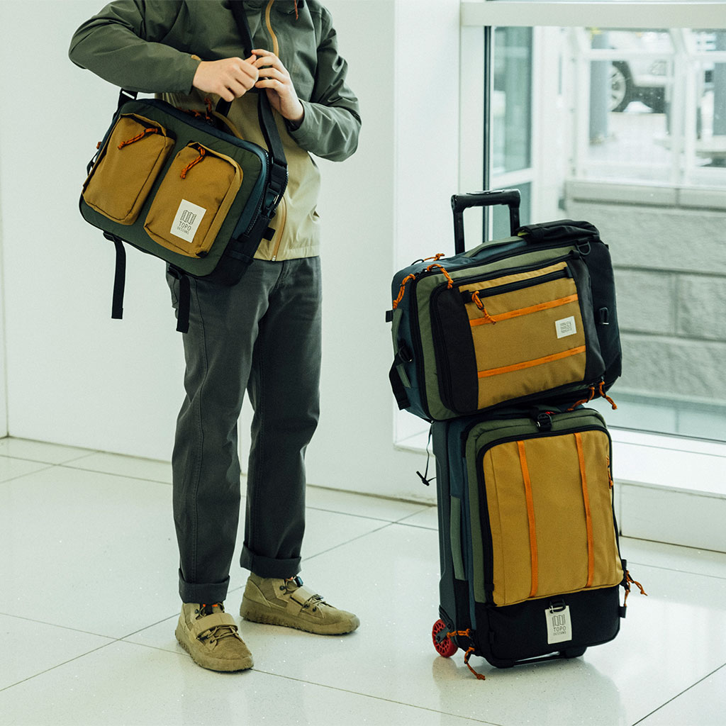 GLOBAL BRIEFCASE